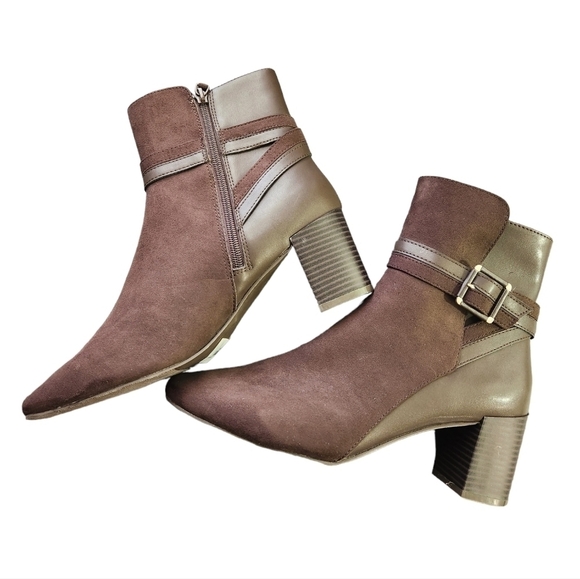 Dress Barn Shoes - Dress Barn Mila Brown Heel Booties Size 10 Western Fashion Fall Suede Leather
